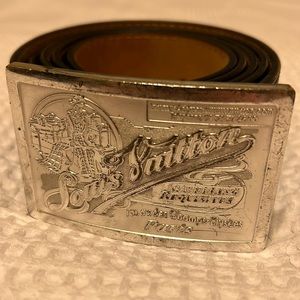 Louis Vuitton Silver Belt Buckle on a Black Leather Nappa Belt